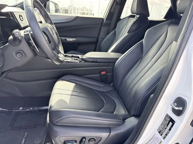 Used 2024 White Lexus 350 F SPORT Handling image 11