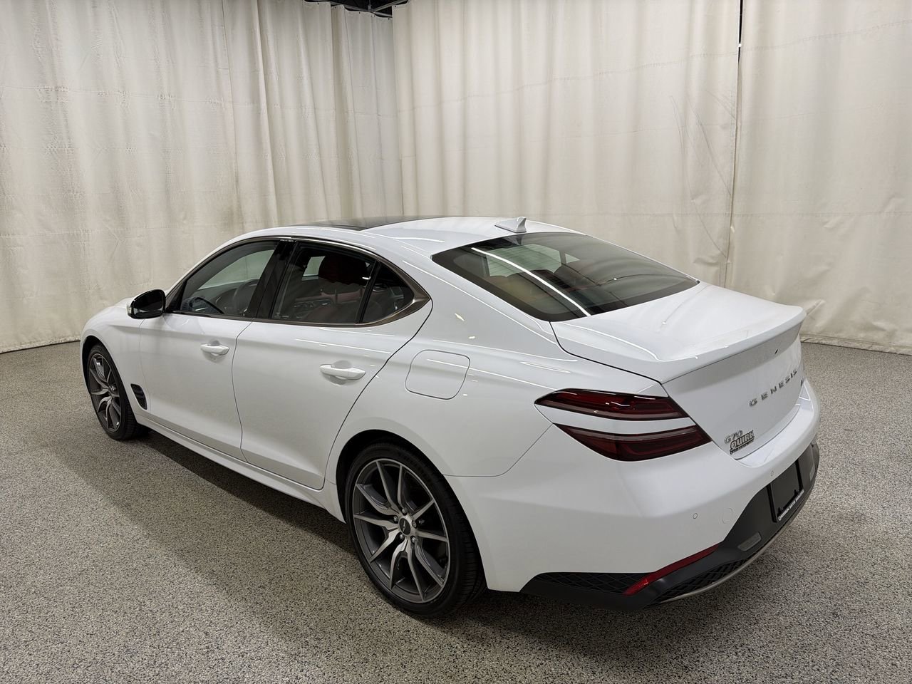 2023 GENESIS G70 Standard - Photo 9