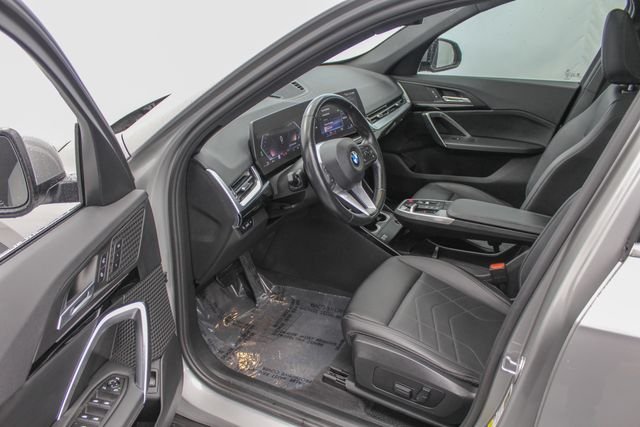 Used 2023 Space Silver BMW xDrive28i image 13