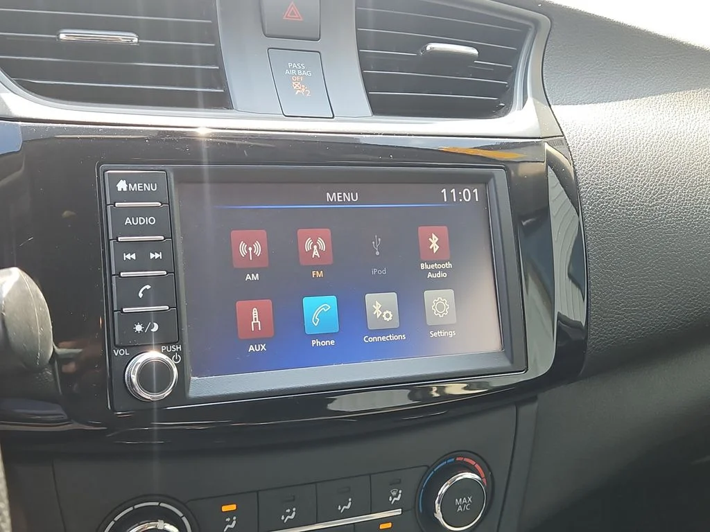 Used 2019 Black Nissan S image 28