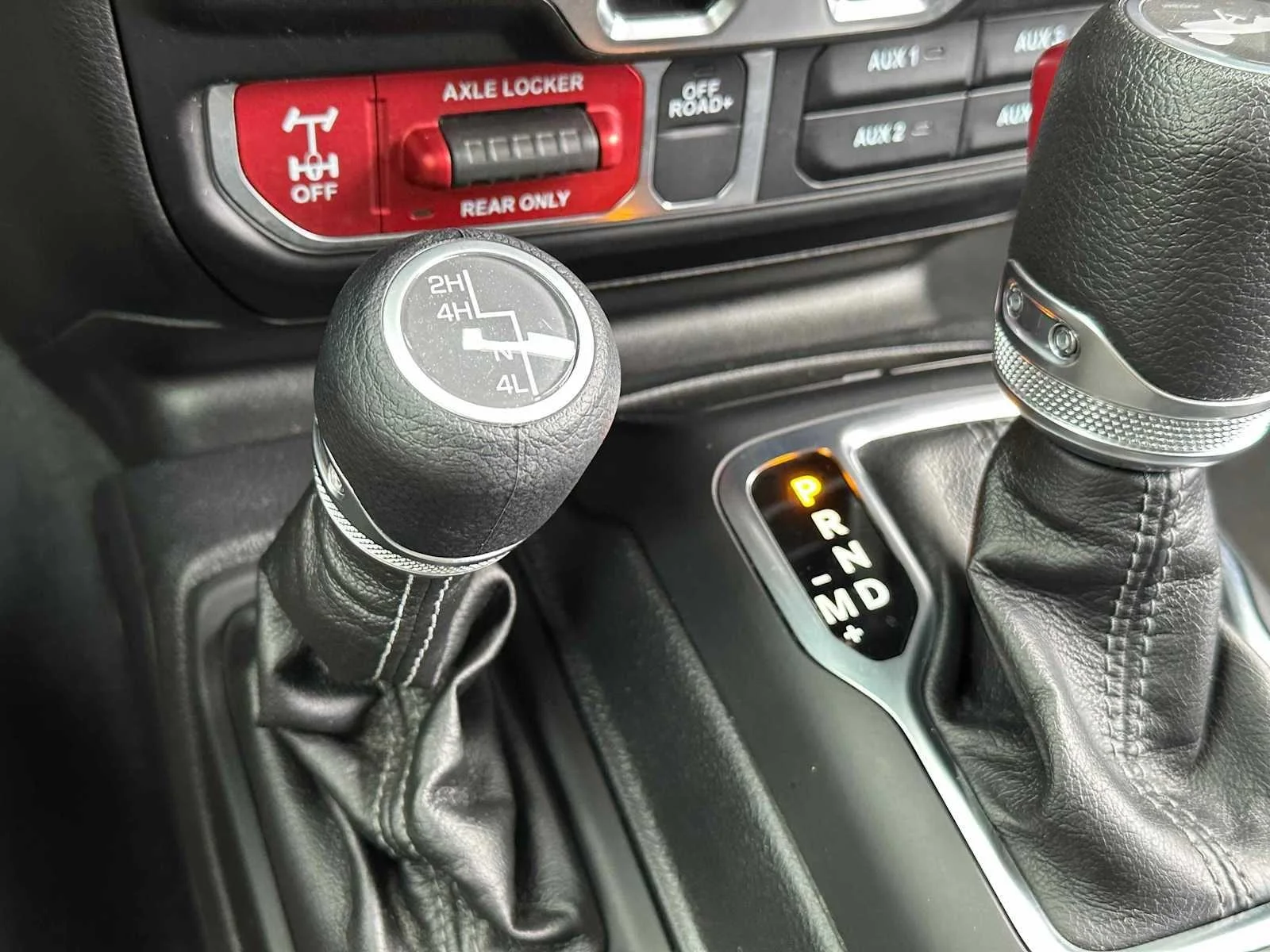 2025 Jeep Wrangler 4-Door Willys - Photo 33