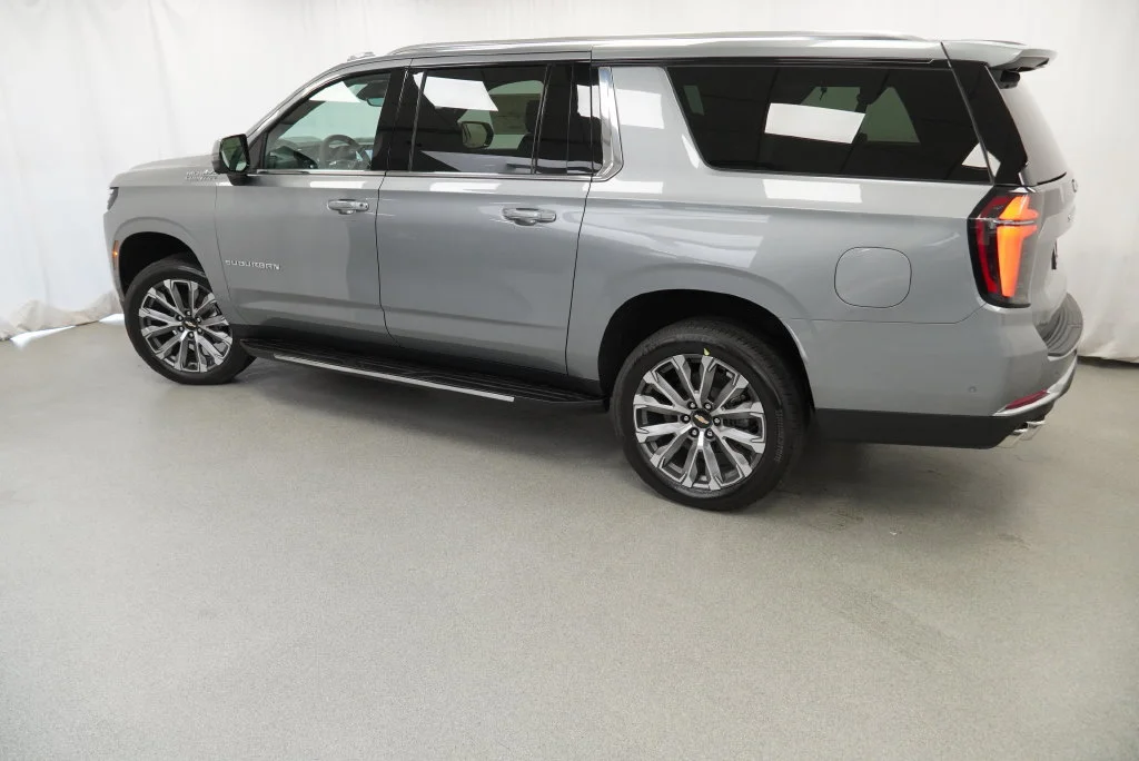 New 2026 Sterling Gray Metallic Chevrolet High Country image 40