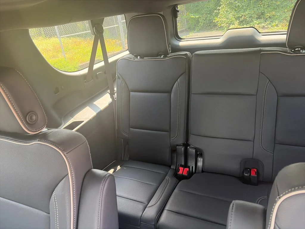 Used 2024 Black Chevrolet Premier image 18