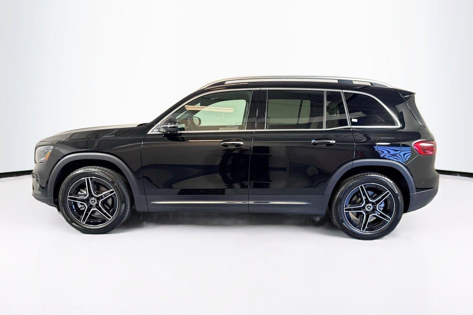 New 2026 Night Black Mercedes-Benz GLB 250 image 8