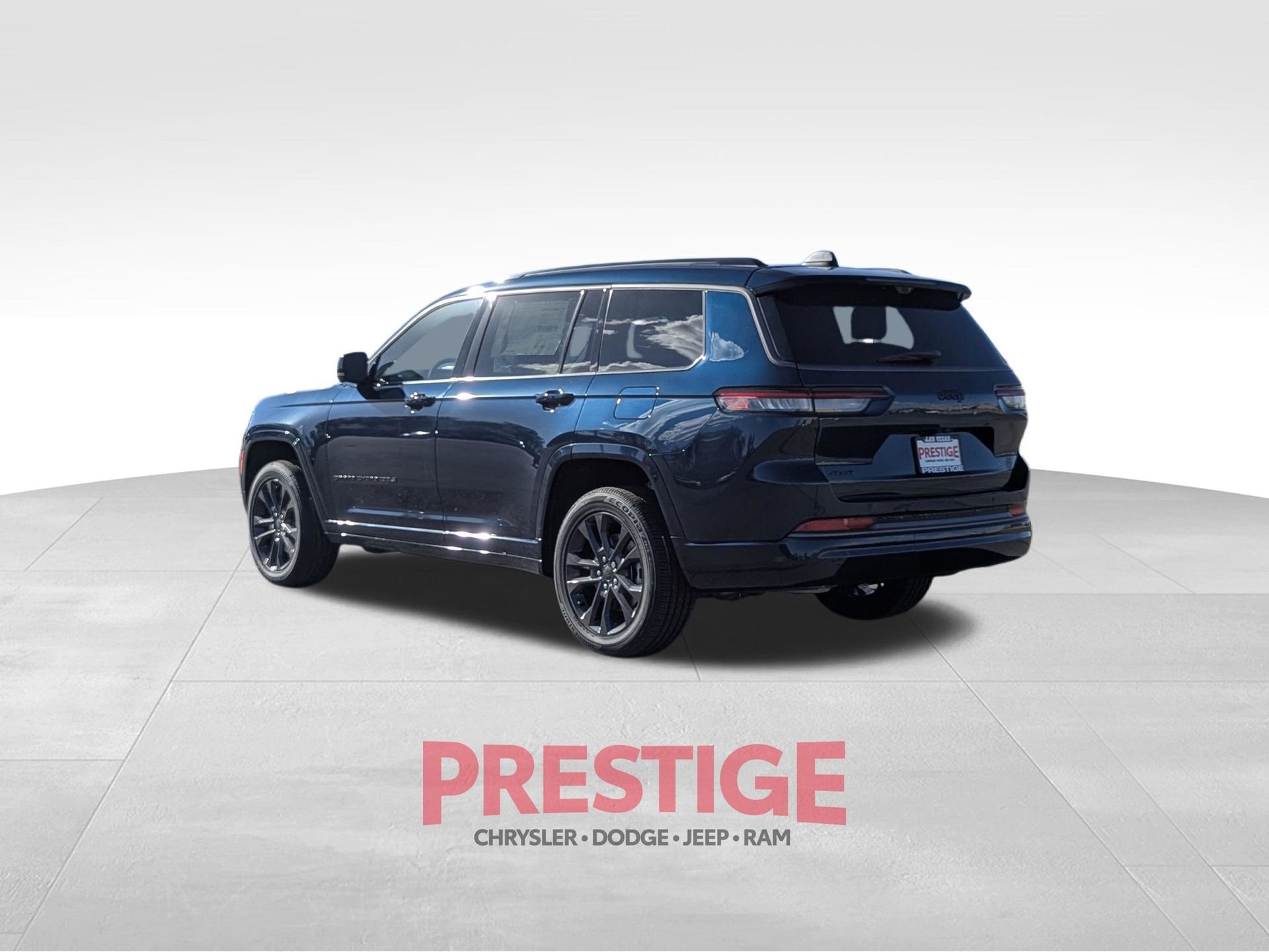 New 2026 Fathom Blue Pearl-Coat Exterior Paint Jeep Limited Reserve image 8