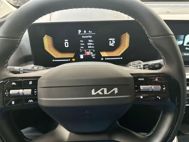 New 2026 Glacial White Pearl Kia S image 12