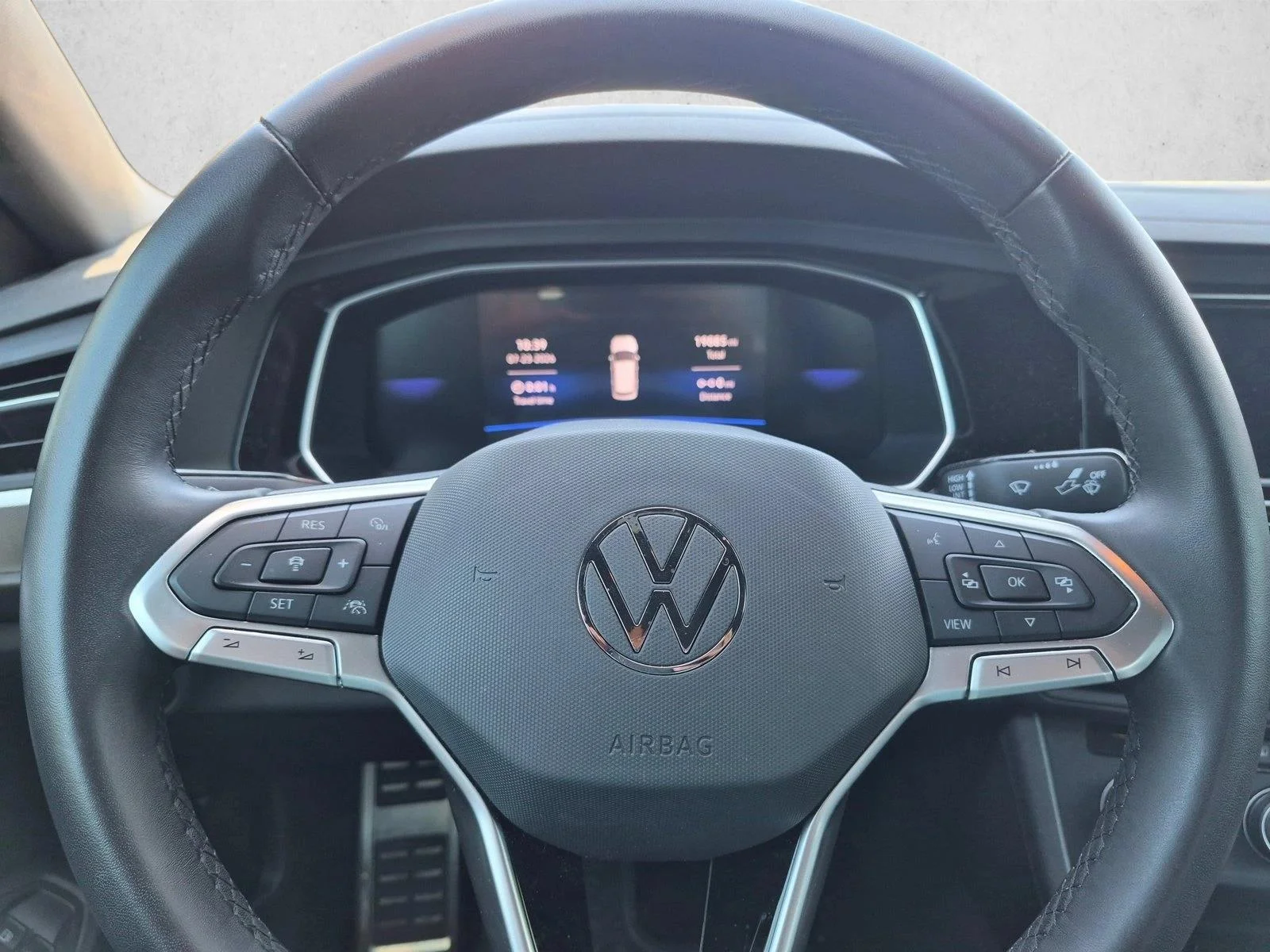 Used 2024 White Volkswagen Sport image 11