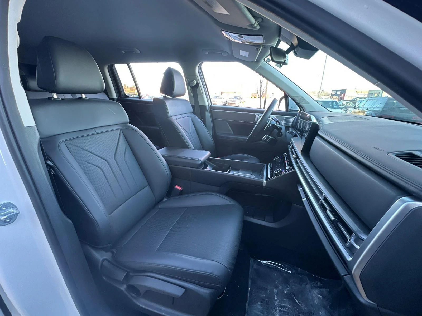 New 2025 Serenity White Hyundai SEL image 34