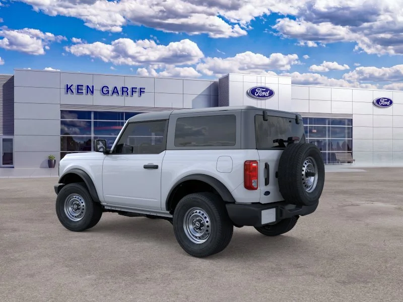 New 2026 Oxford White Ford Base image 4