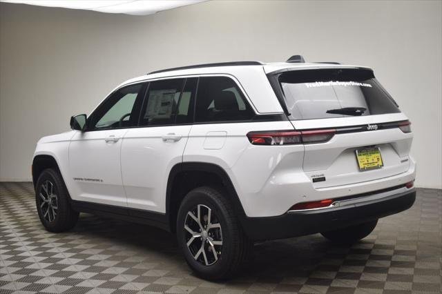 New 2025 Bright White Clear-Coat Exterior Paint Jeep Limited image 13