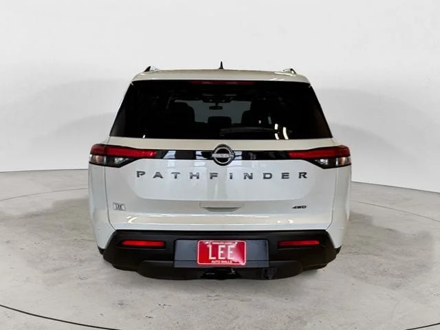 New 2026 Everest White Pearl Tricoat Nissan SV image 4