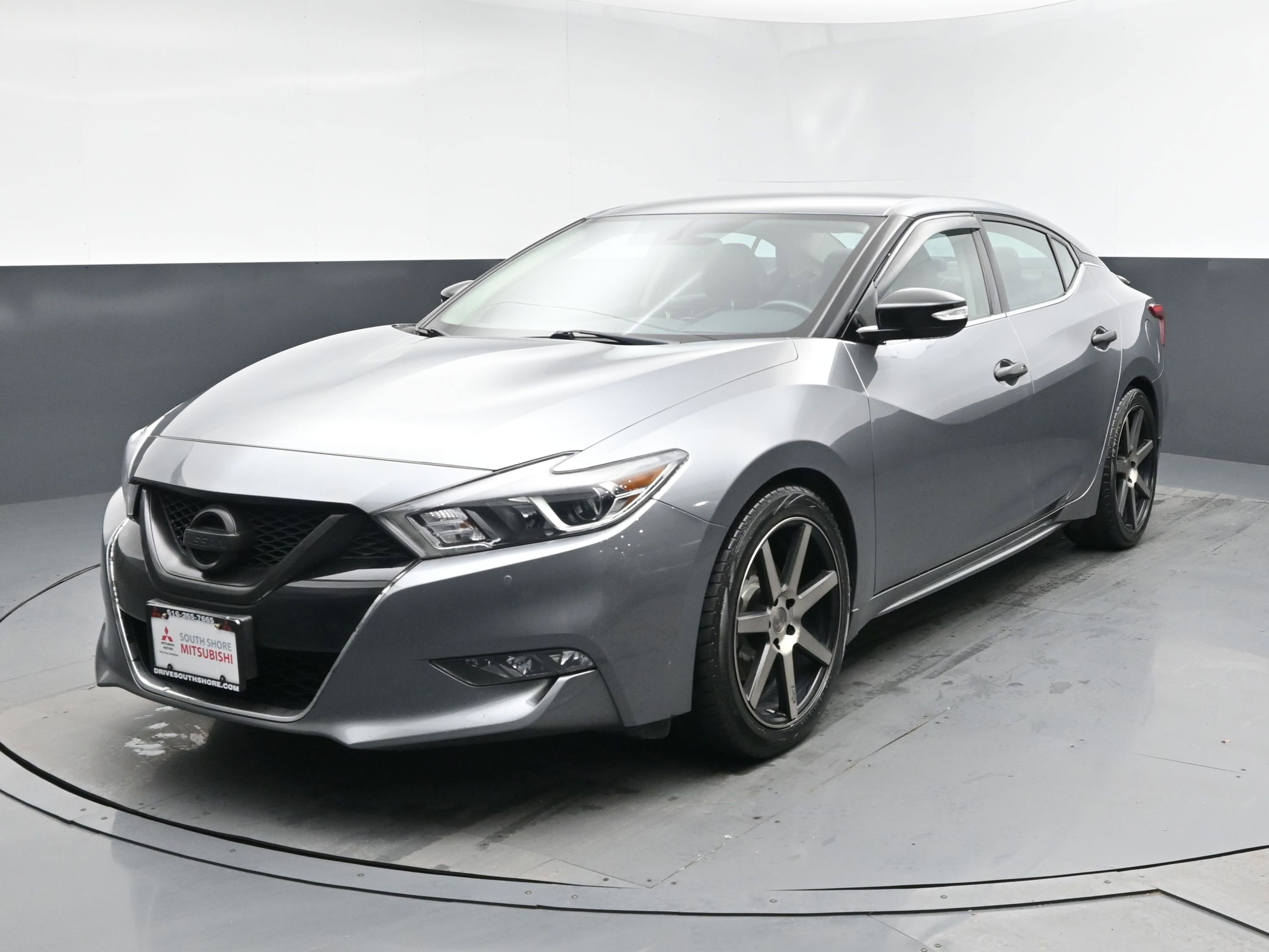 2016 Nissan Maxima SR