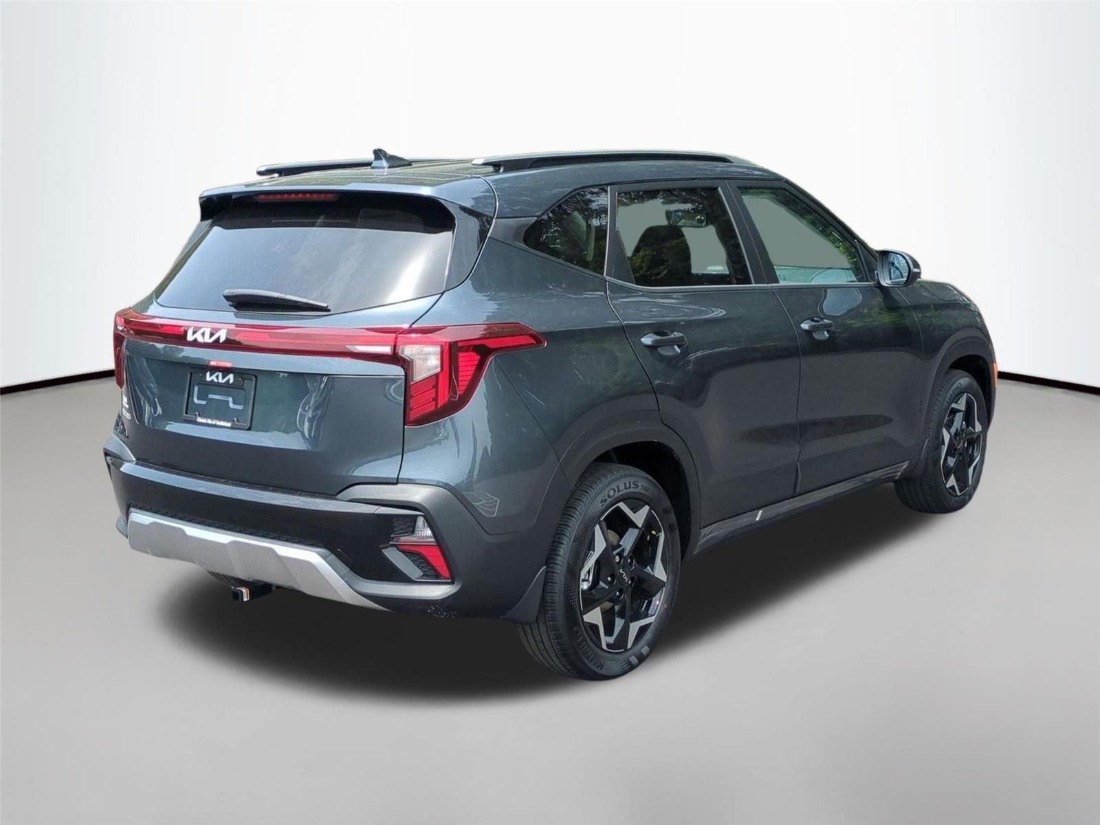 New 2026 Gravity Gray Kia S image 5