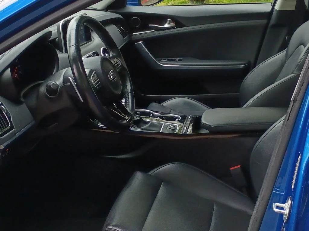 Used 2019 Micro Blue Kia Base image 18