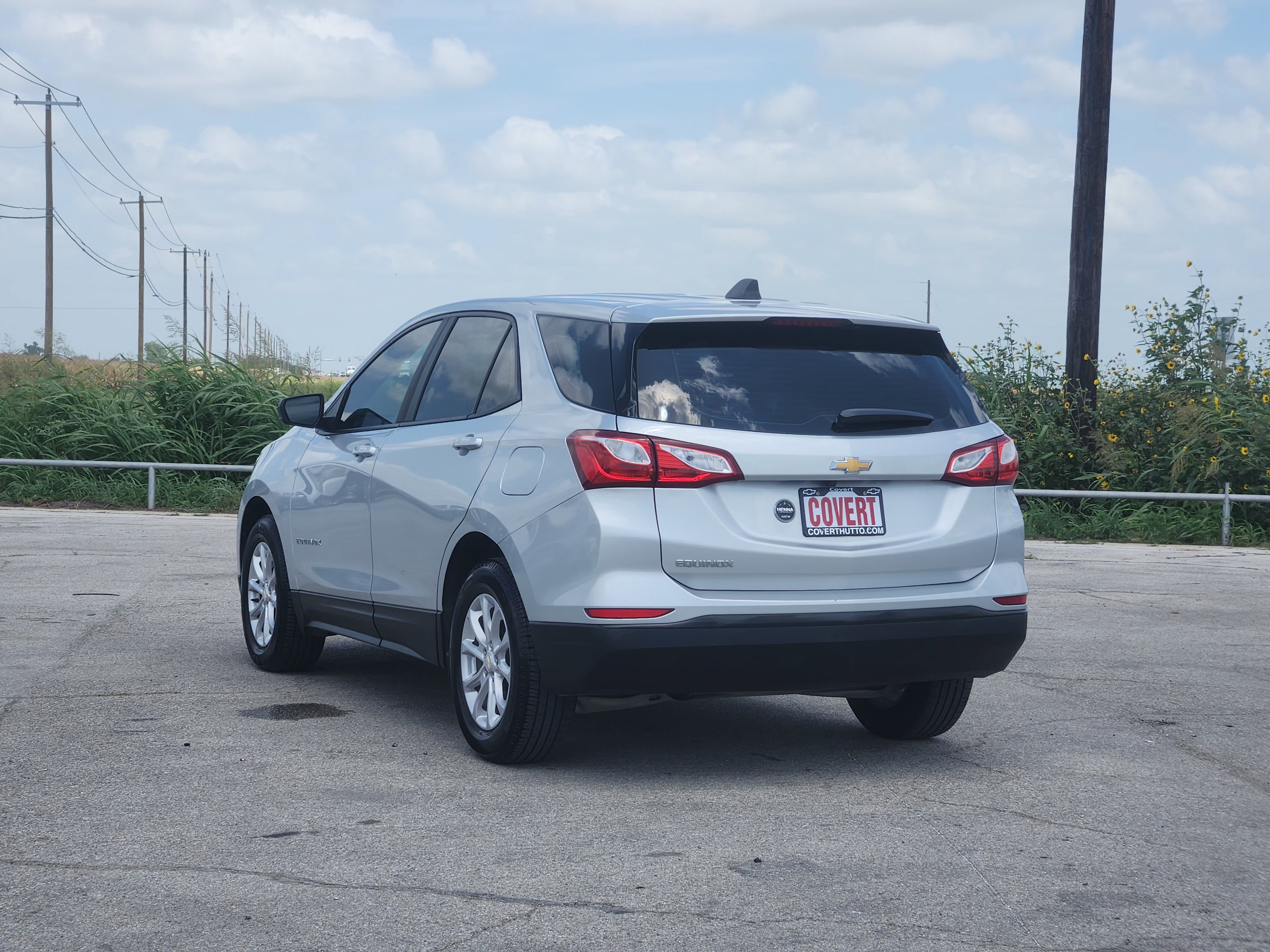 Used 2021 SILVER ICE METALLIC Chevrolet LS image 5