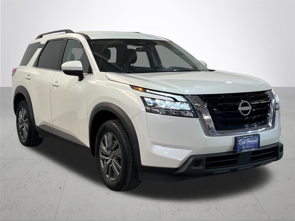 Used 2024 White Nissan SV image 8