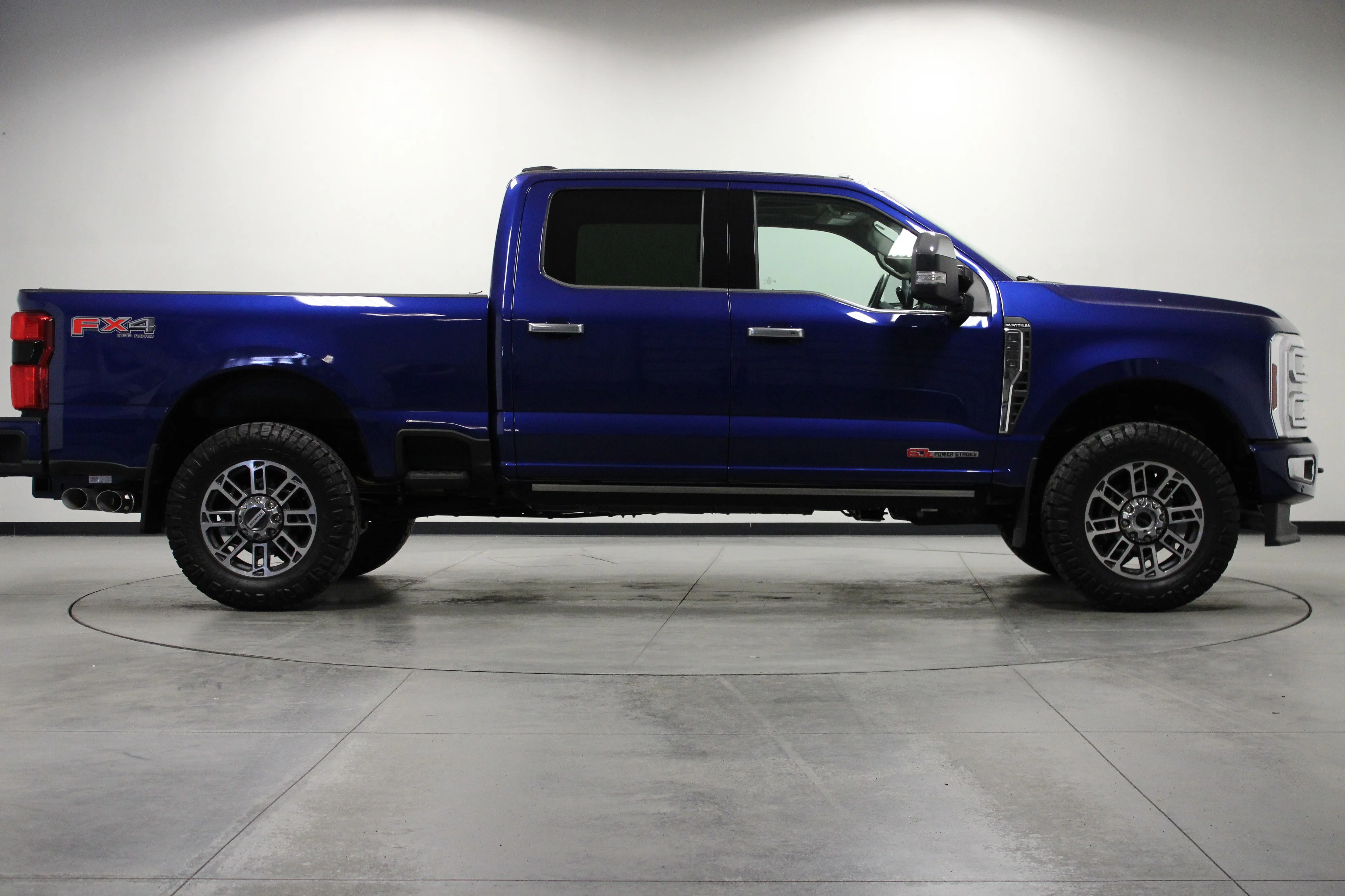Used 2026 Argon Blue Metallic Ford Platinum image 3
