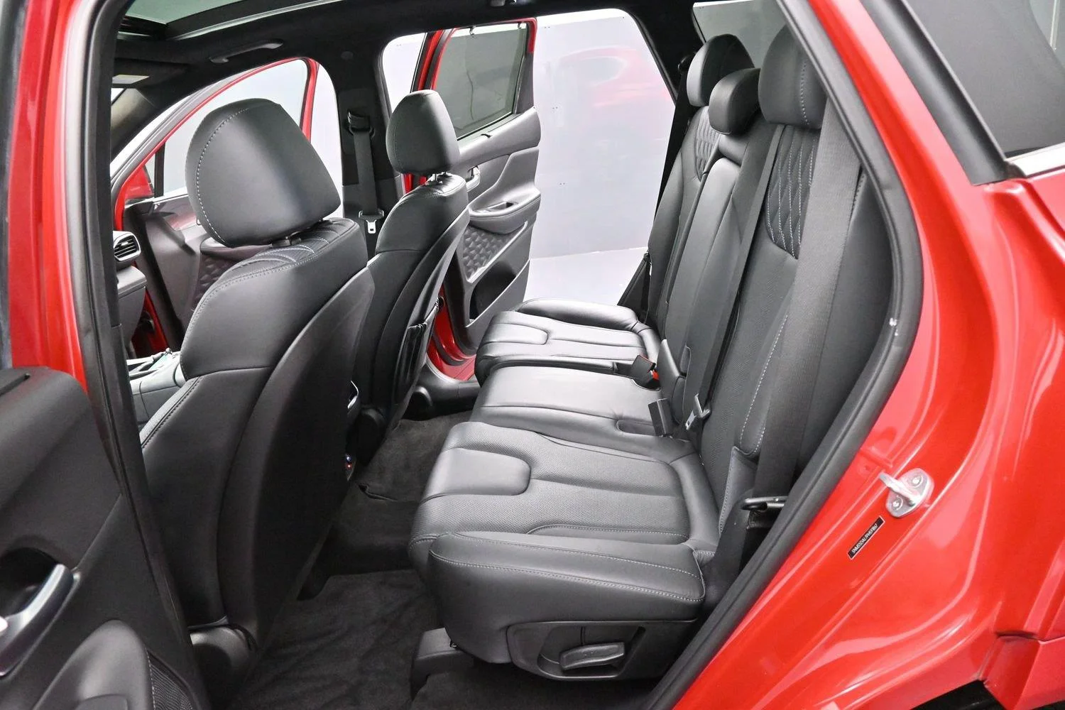 Used 2023 Red Hyundai Calligraphy image 30
