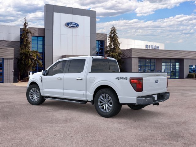 New 2026 Oxford White Ford XLT image 4