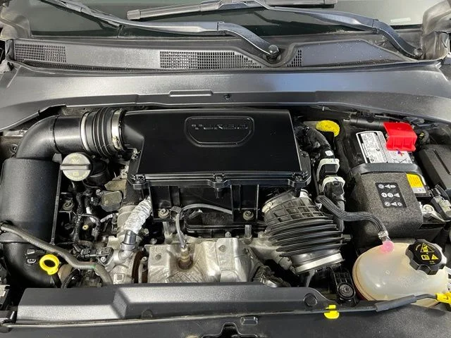 Used 2023 Gray Jeep Latitude Lux image 45