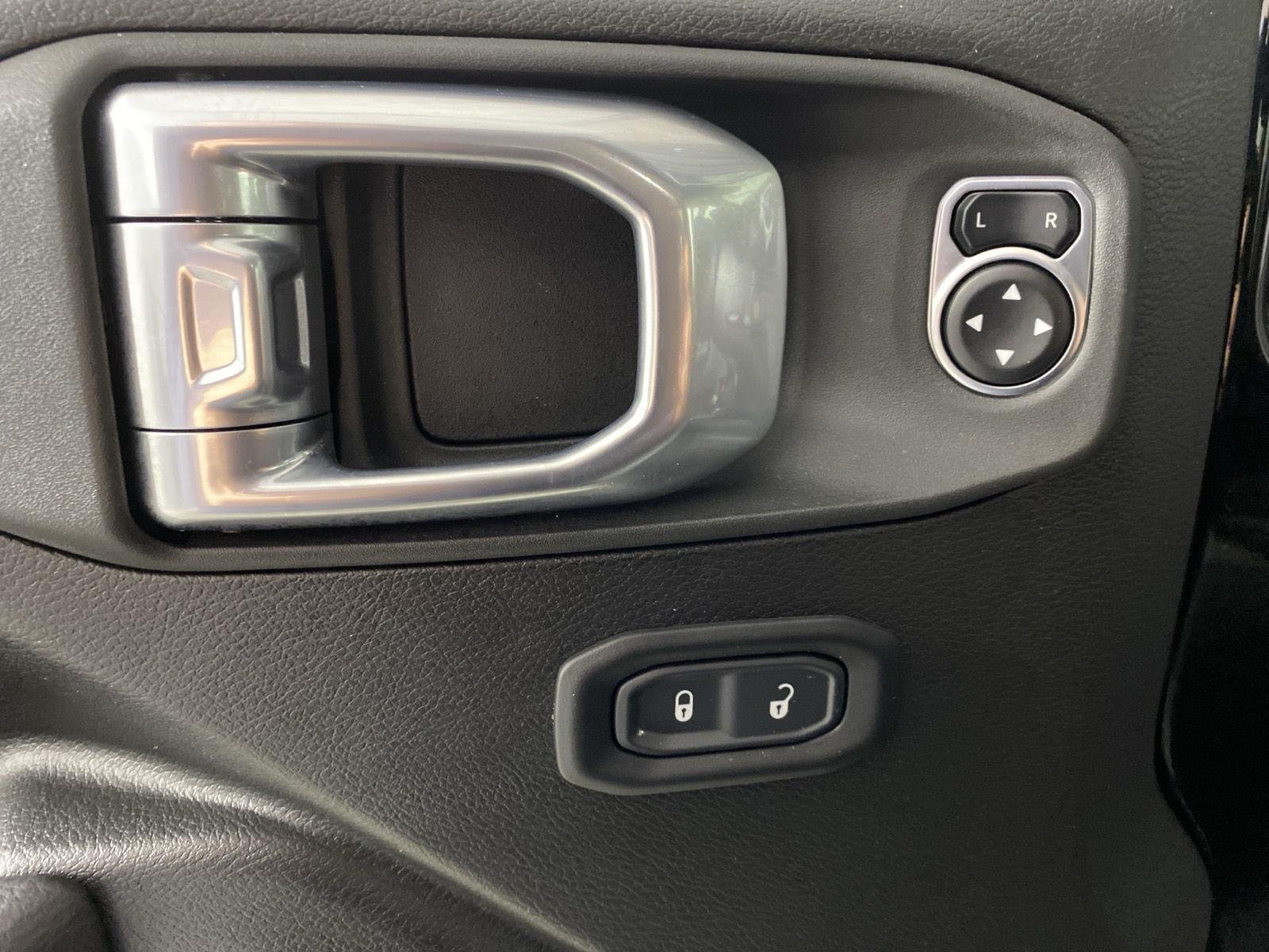 Used 2024 Black Clearcoat Jeep Sport S image 13