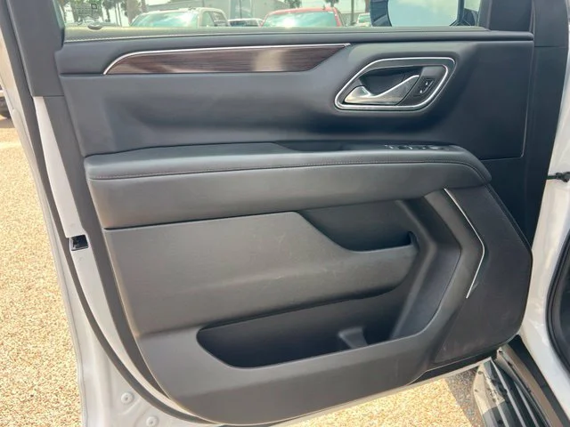 Used 2024 Summit White GMC SLE image 13
