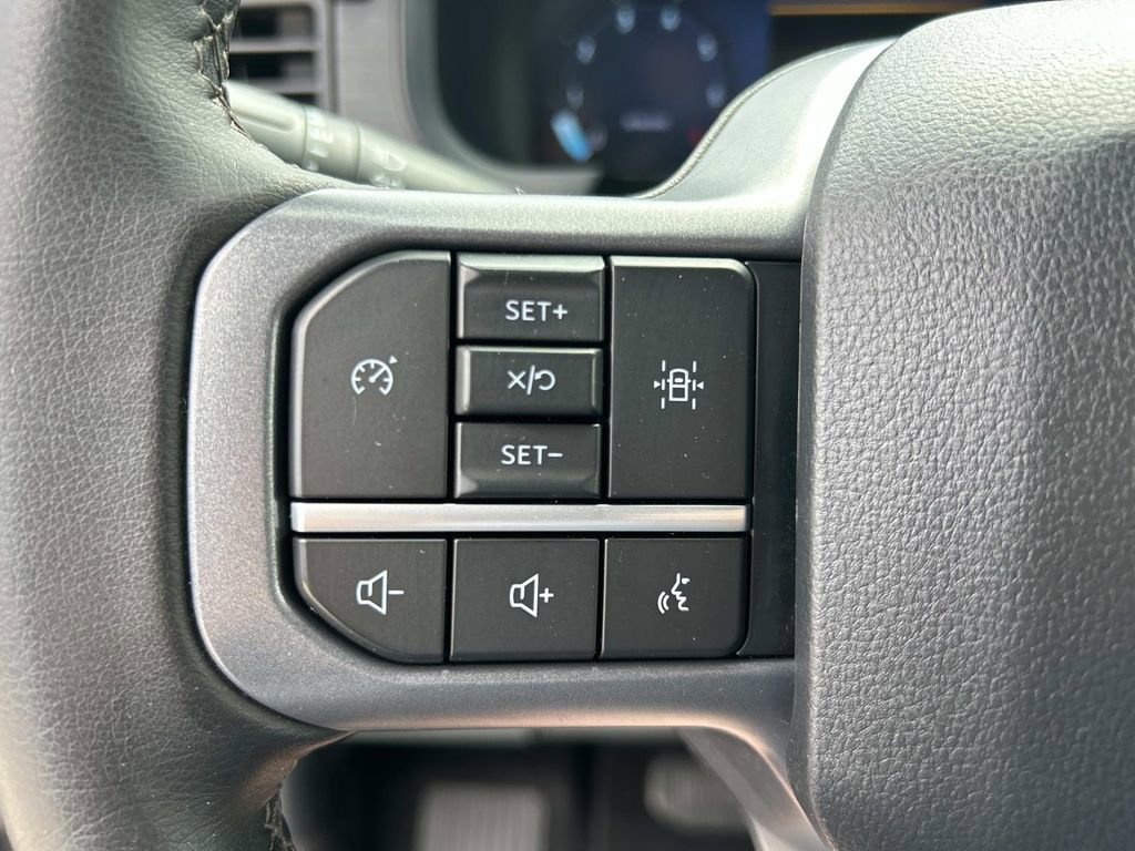 Used 2025 Carbonized Gray Ford XLT image 30
