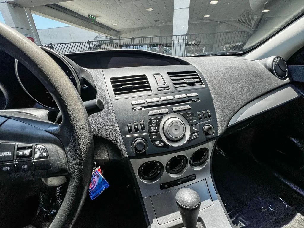 Used 2011 Black Mazda i Touring image 22
