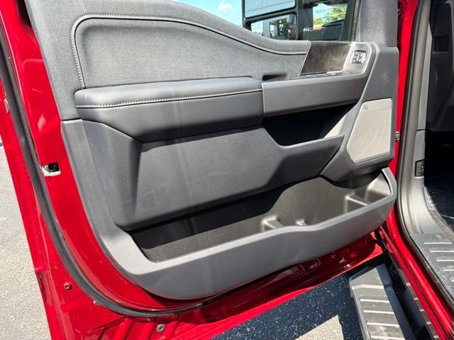 New 2026 Ruby Red Metallic Tinted Clearcoat Ford F-250® Lariat® image 34