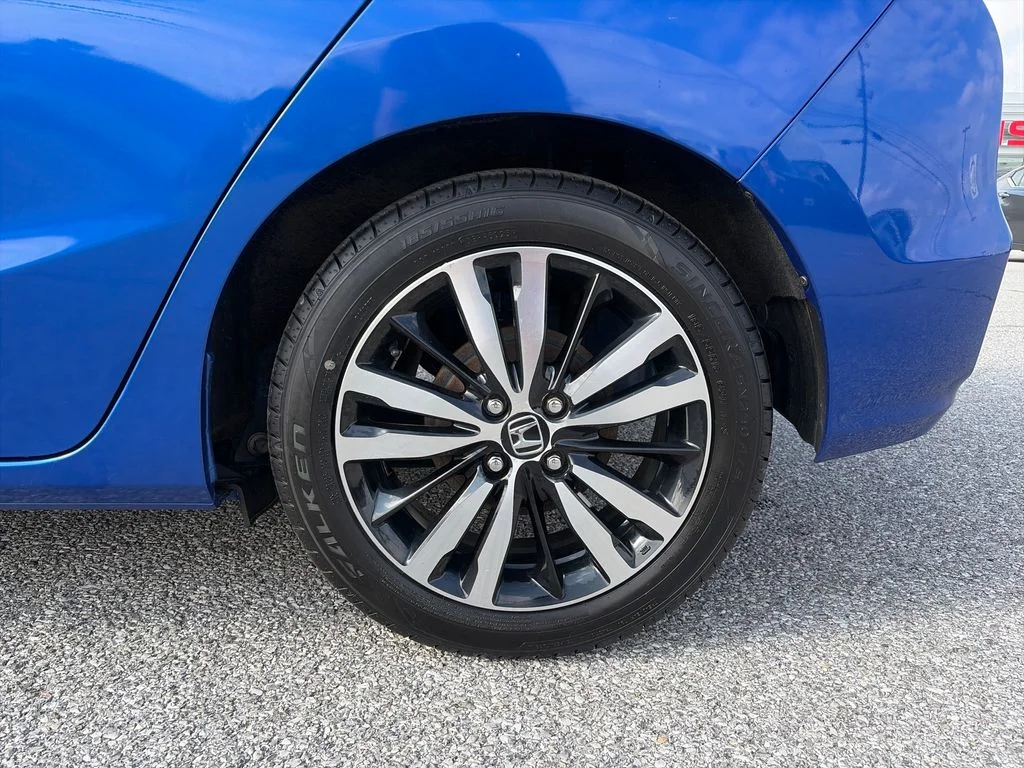 Used 2019 Blue Honda EX image 41