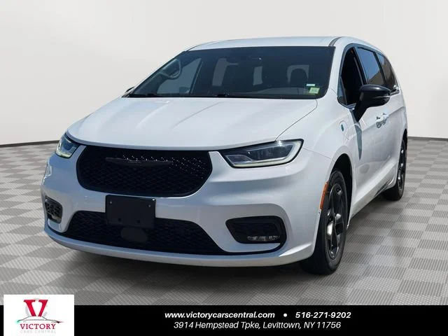 2024 Chrysler Pacifica Hybrid Select S-Appearance PHEV's photo