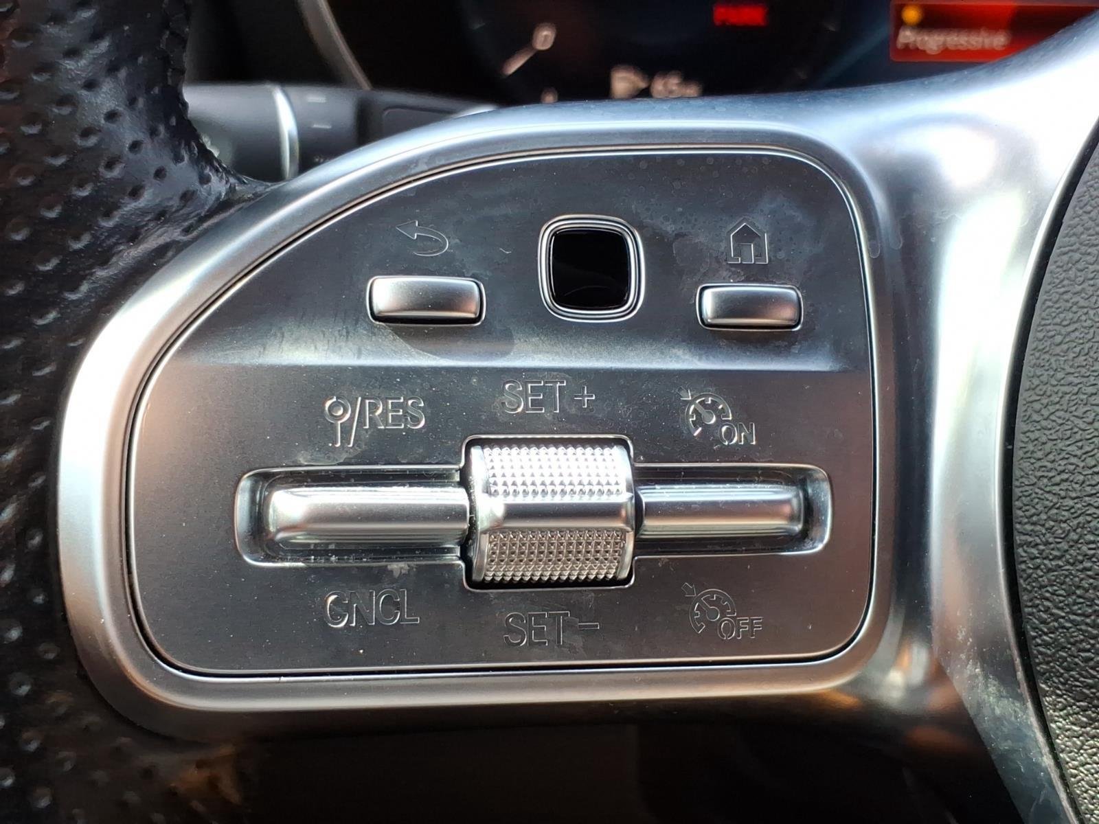 Used 2023 Cirrus Silver Metallic Mercedes-Benz C 300 image 16