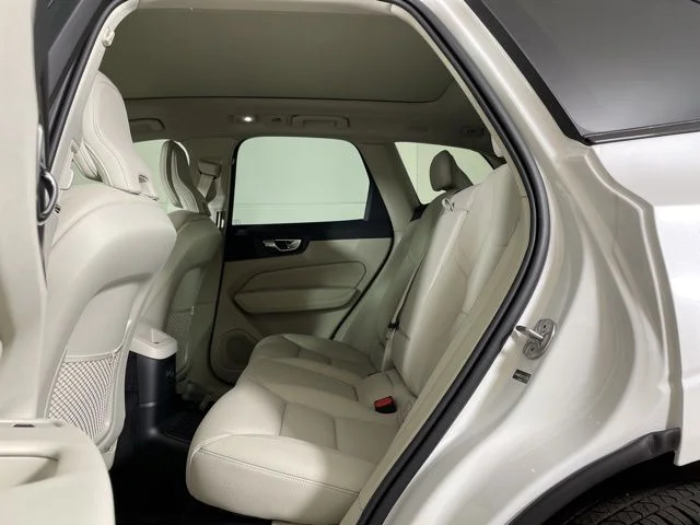 Certified Used 2025 Crystal White Volvo Core image 39