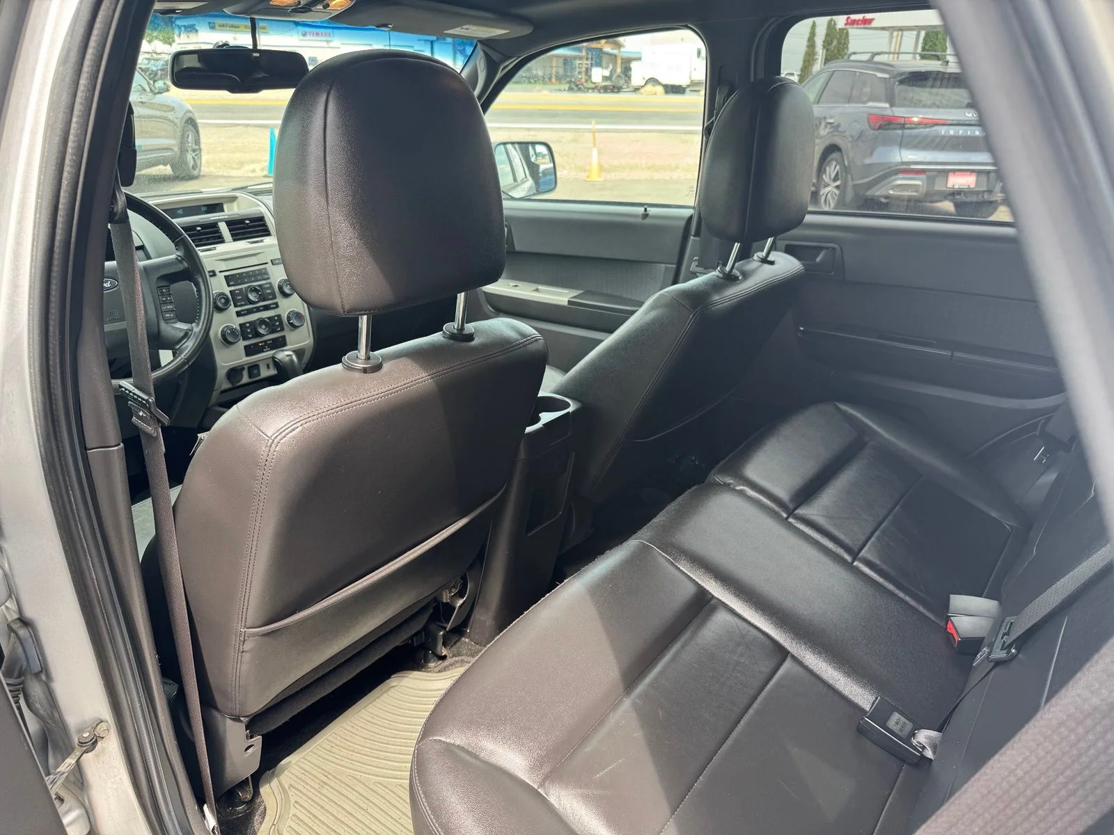 Used 2012 Silver Ford XLT image 19