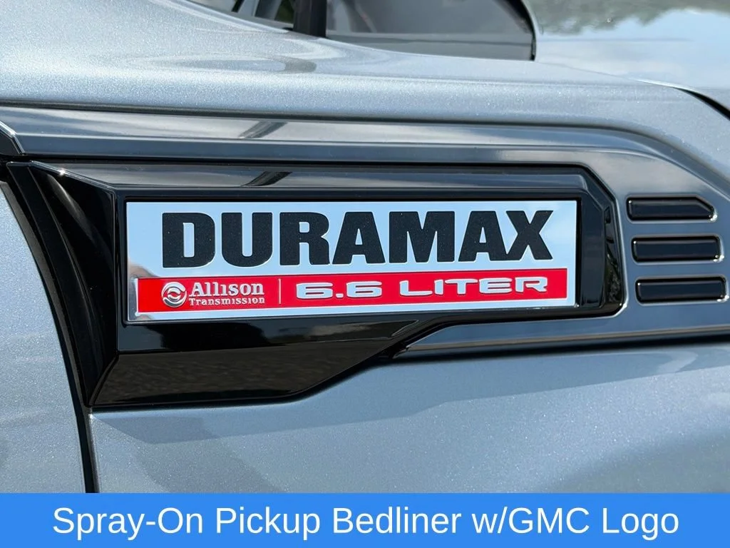 Used 2025 Sterling Metallic GMC AT4 image 37