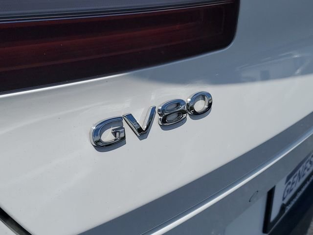 Used 2023 White Genesis 3.5T Prestige image 7