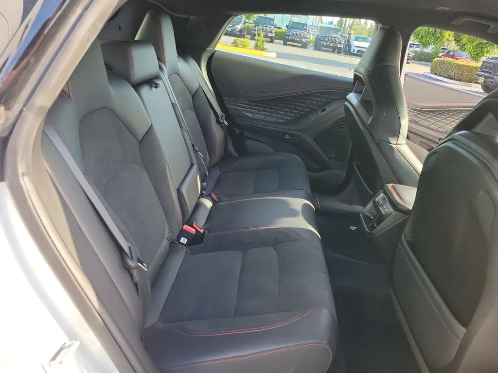New 2026 White Knuckle Exterior Paint Dodge R/T image 17