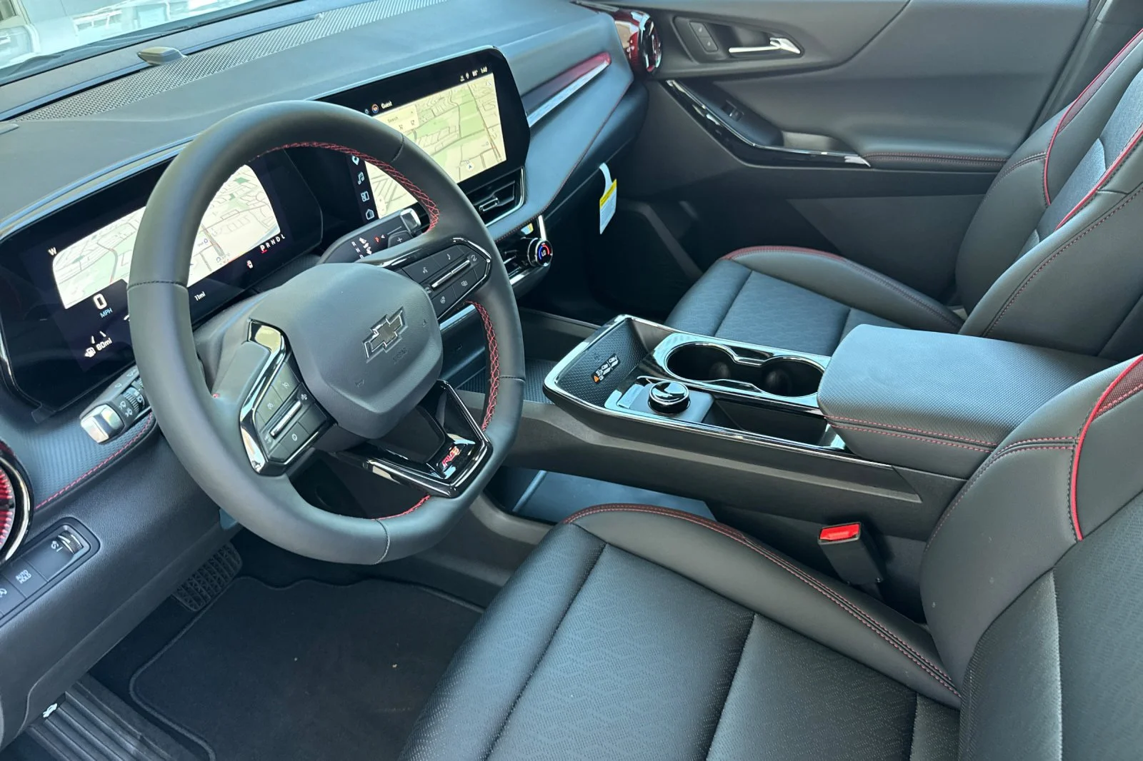 2027 Chevrolet Equinox RS - Photo 9