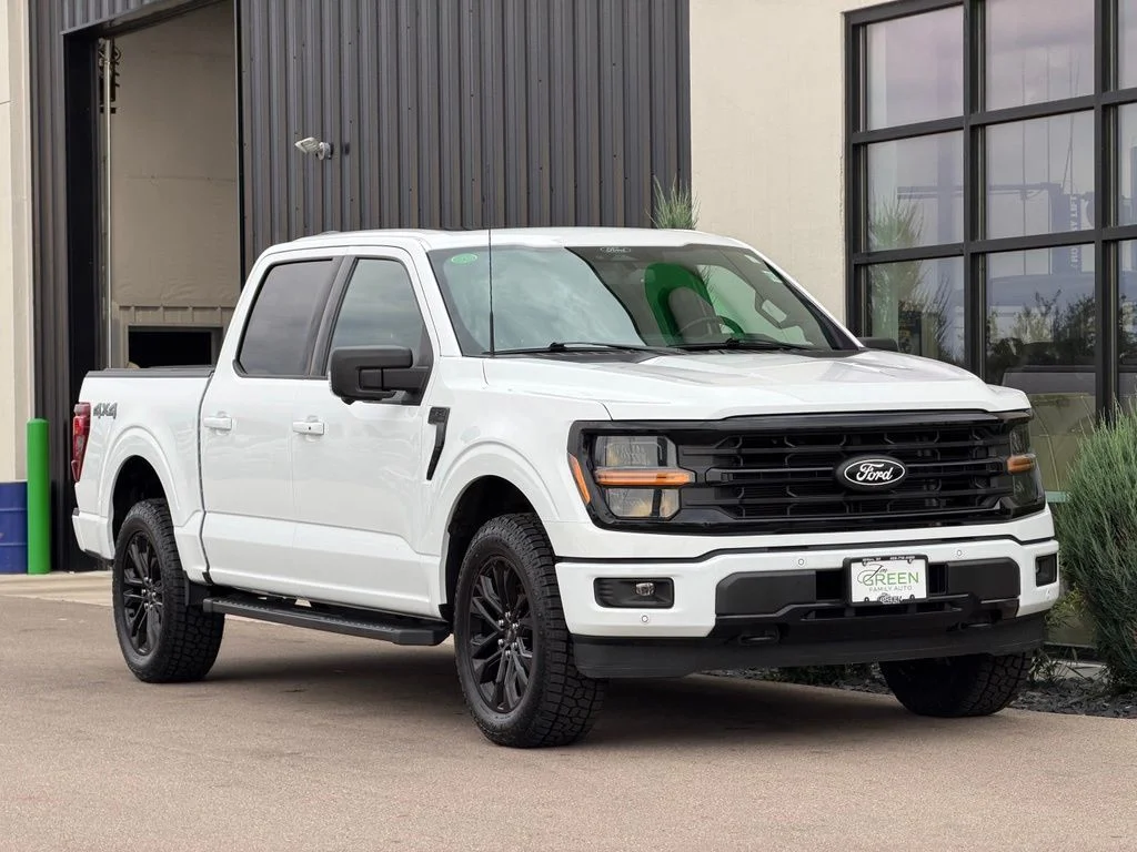 Used 2024 White Ford XLT image 4