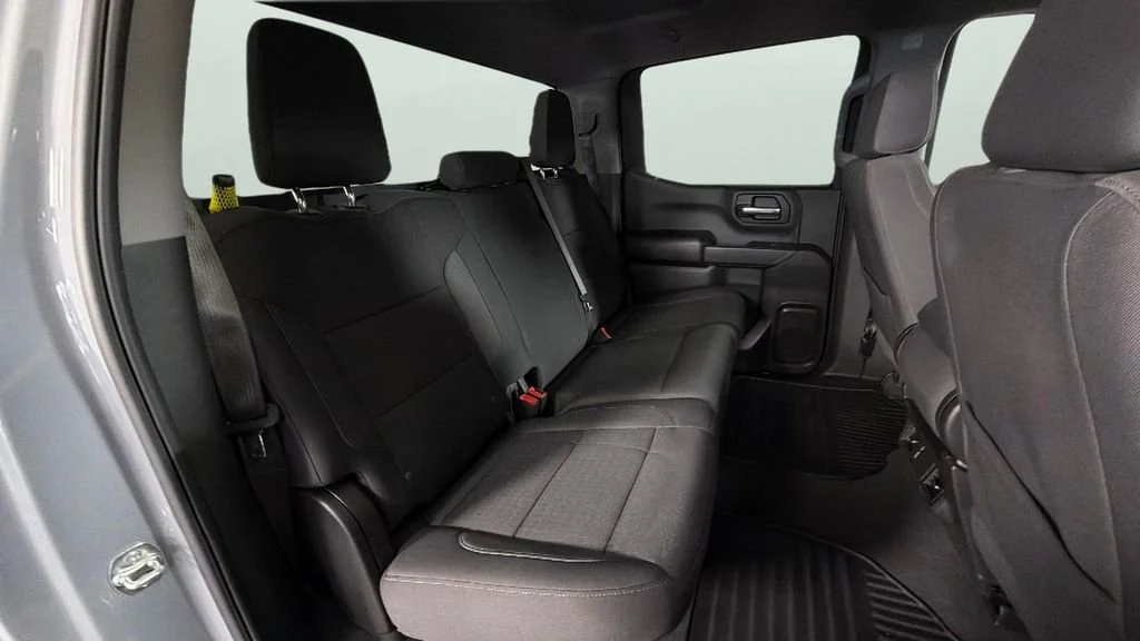 Used 2025 Slate Gray Metallic Chevrolet Custom image 27