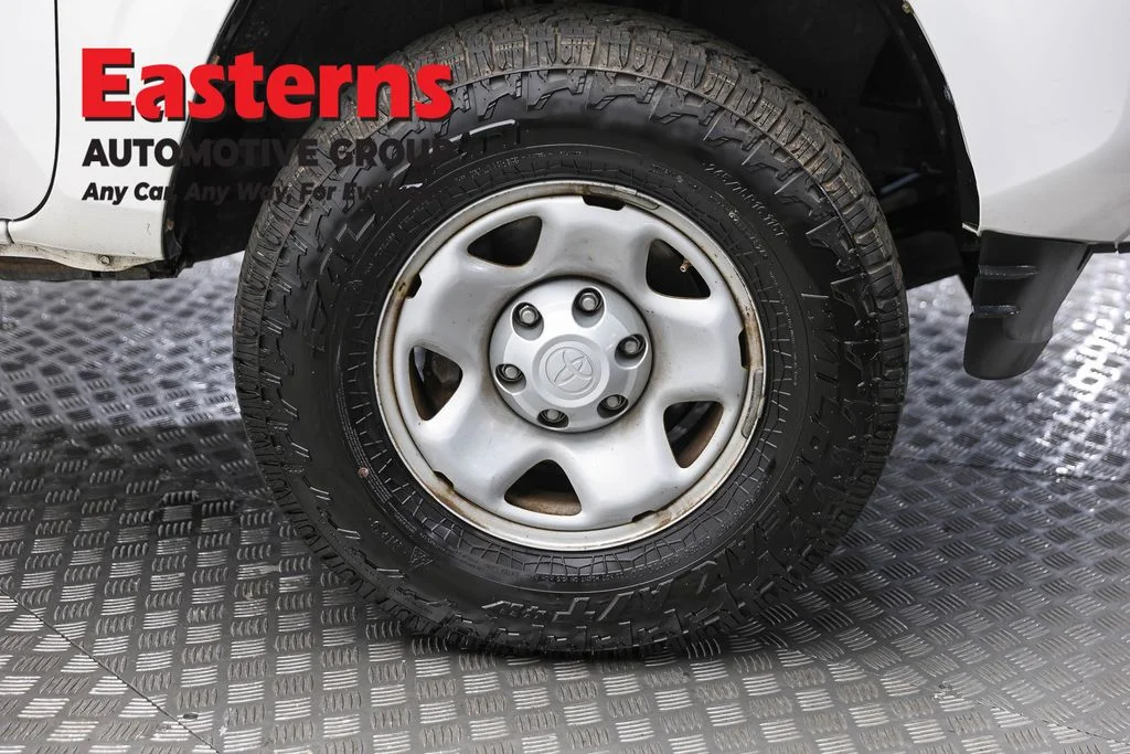 Used 2021 White Toyota SR image 29