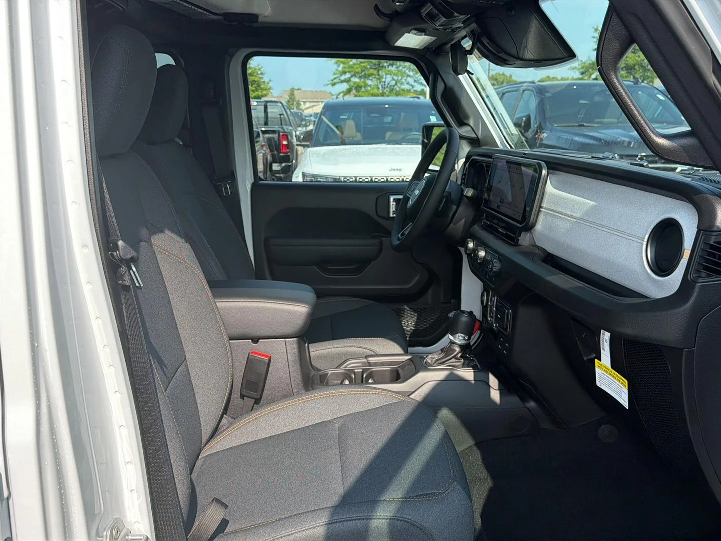 New 2026 Bright White Clearcoat Jeep Sport S image 20