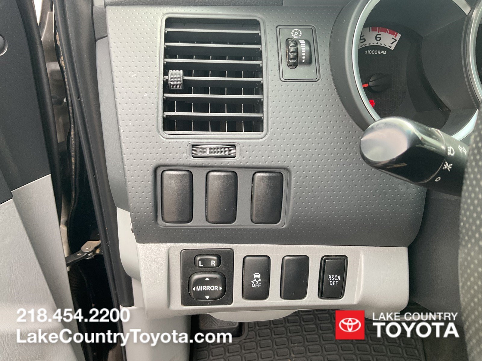 Used 2012 GREY METALLIC Toyota Base image 26