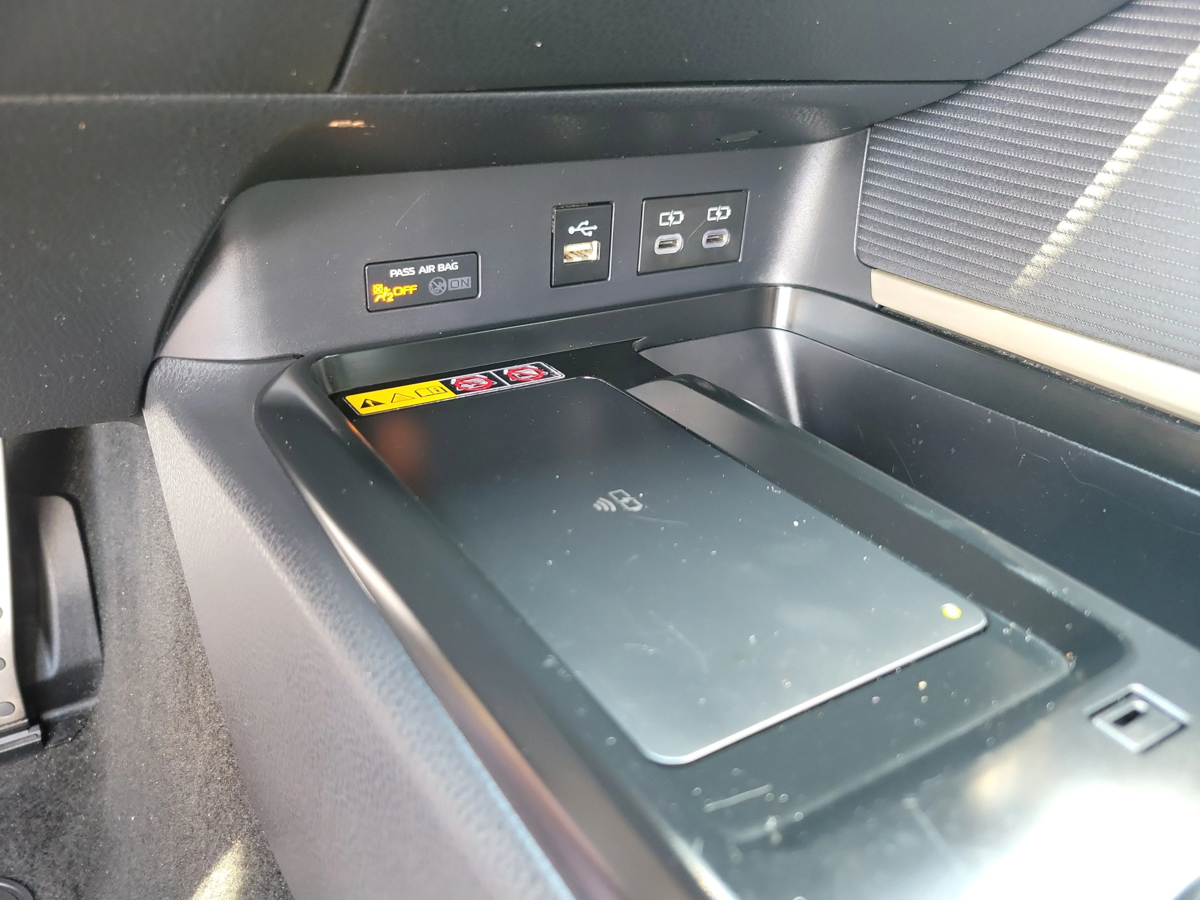 Used 2025 Underground Toyota SE image 12