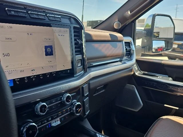 Used 2024 White Ford King Ranch image 30