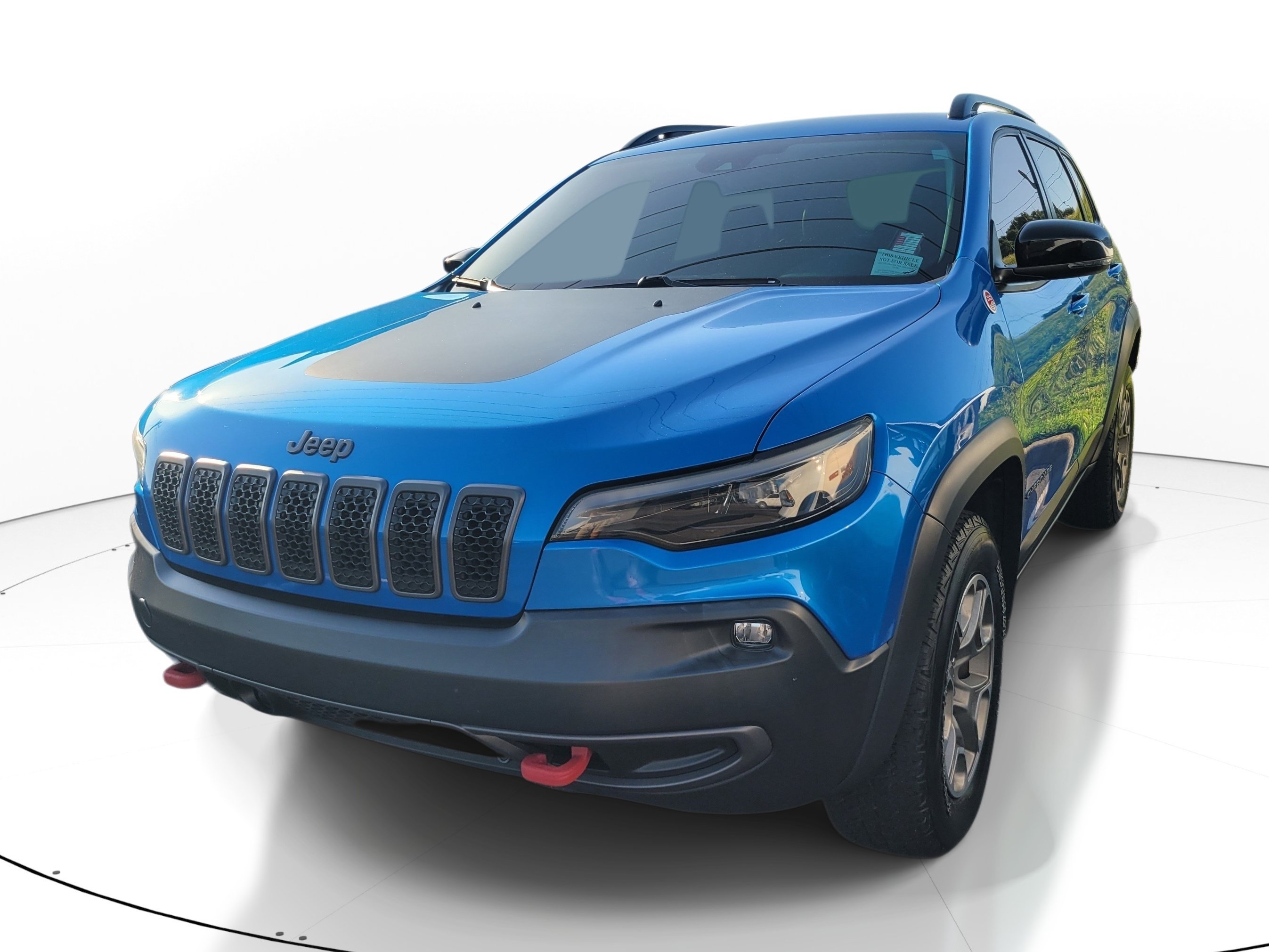 Used 2022 Hydro Blue Pearlcoat Jeep Trailhawk image 3