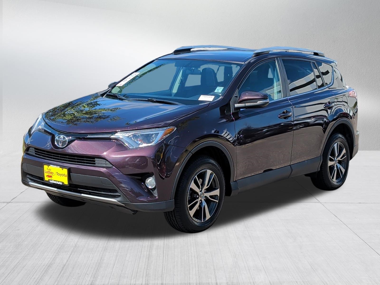 Used 2016 Black Currant Metallic Toyota XLE image 3