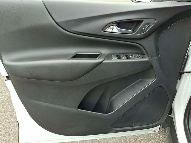 2022 Chevrolet Equinox LT - Photo 22