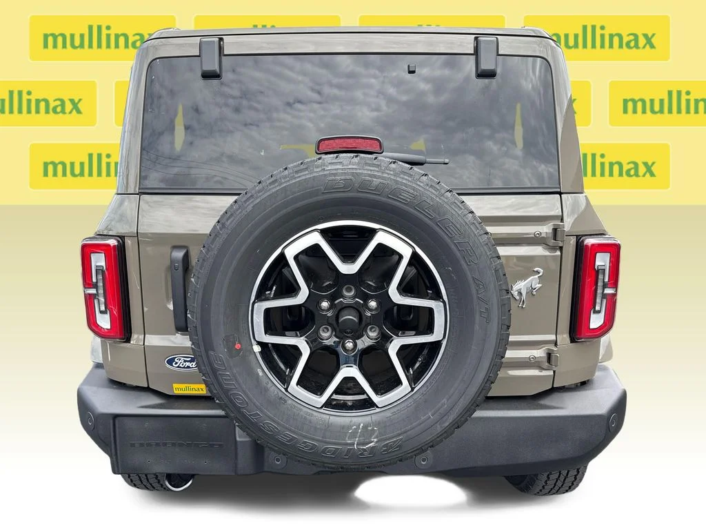 New 2026 Gray Ford Outer Banks image 14