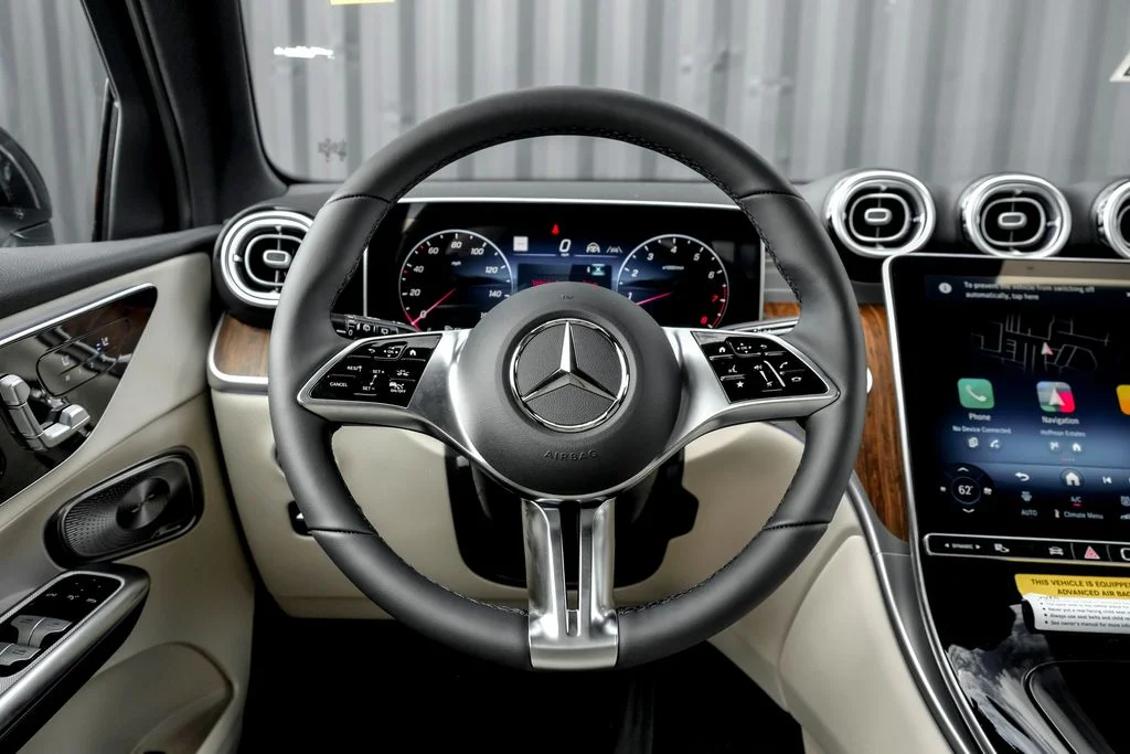 New 2026 Graphite Grey Metallic Mercedes-Benz GLC 300 image 17